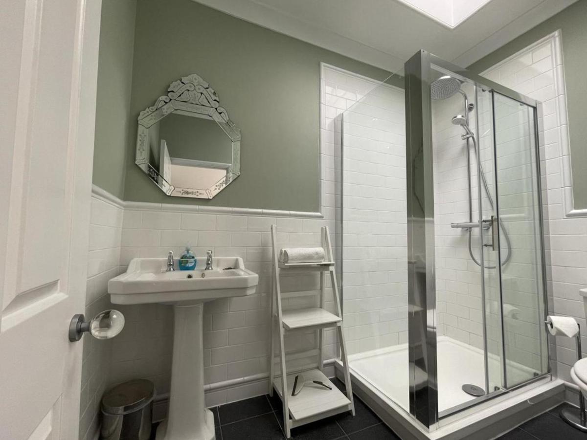 Regency Apartment - Marine Square By Crown Gardens Holiday Homes Okręg wyborczy Hove Zewnętrze zdjęcie